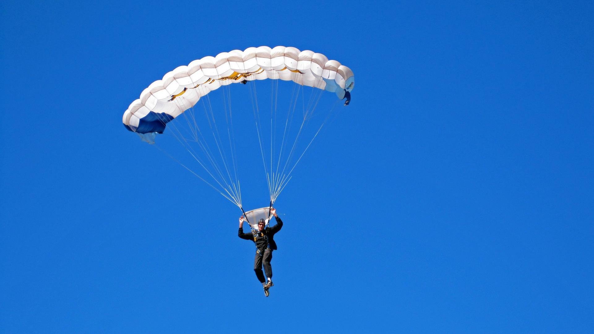 开云体育网址-卢卡·乌兰多划水节奏极具美感